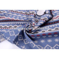2015 neuer Entwurfs-heißer verkaufender Jacquardwebstuhl gesponnener Silk moderner Schal